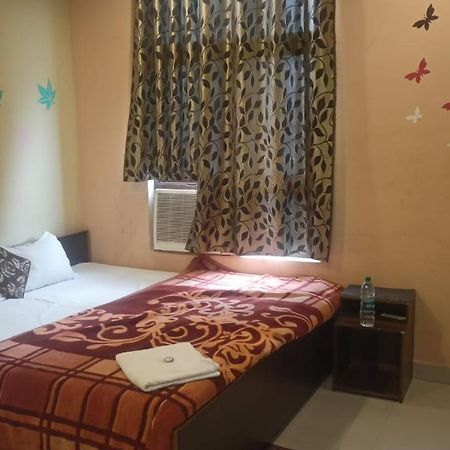 Hotel Shyam Utsav Mirzāpur エクステリア 写真