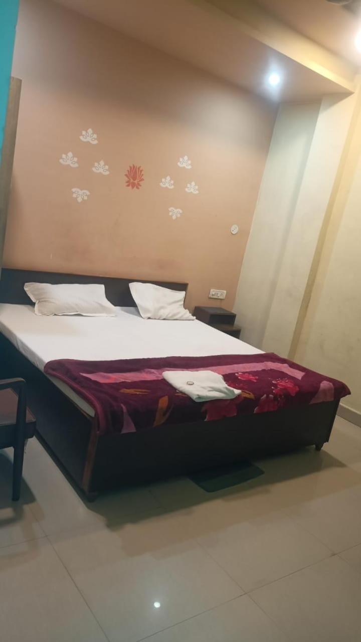 Hotel Shyam Utsav Mirzāpur エクステリア 写真